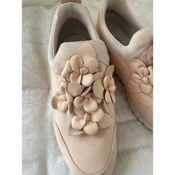 Tory Burch Flower Sneakers - Picture 4 of 8